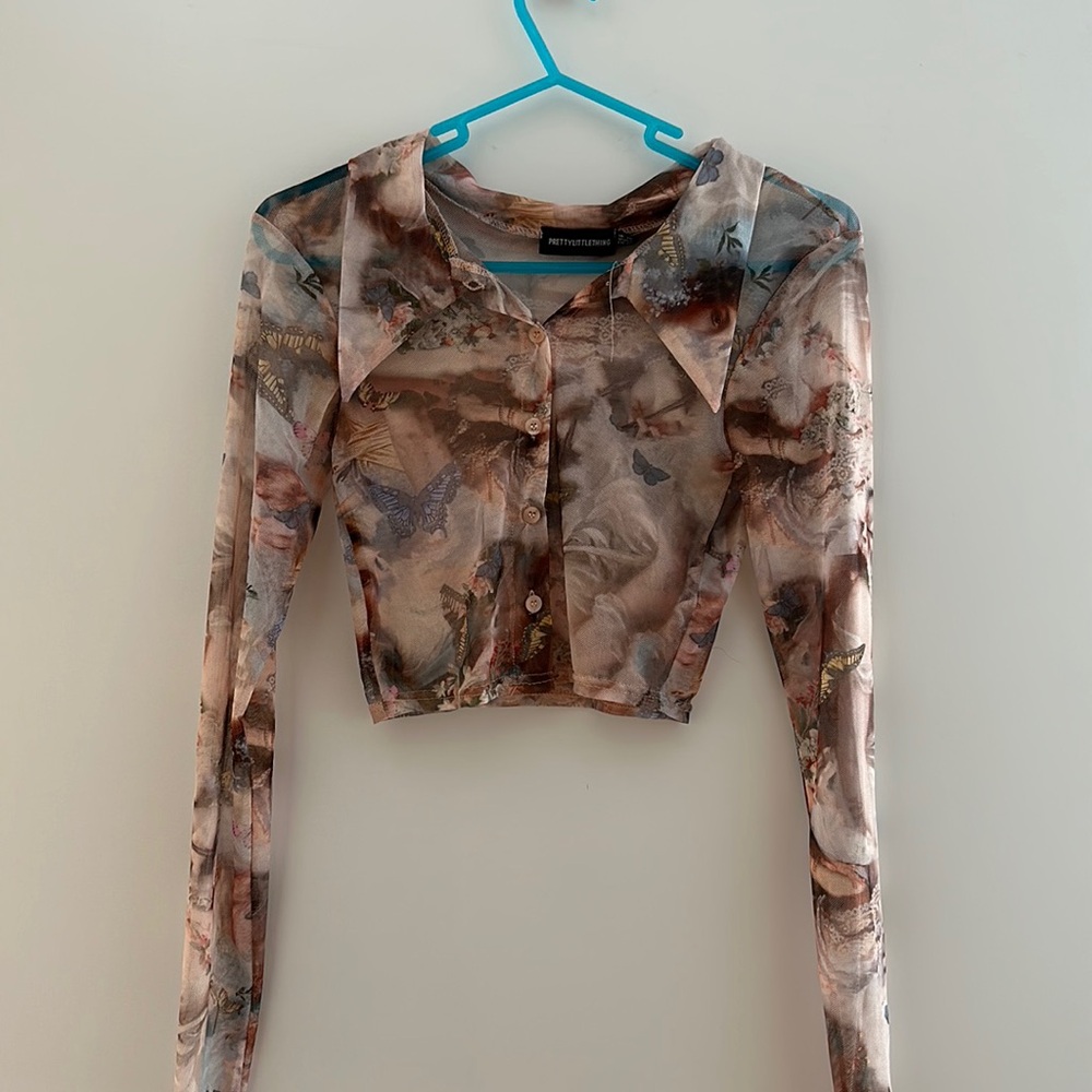 Butterfly Long Sleeve Crop